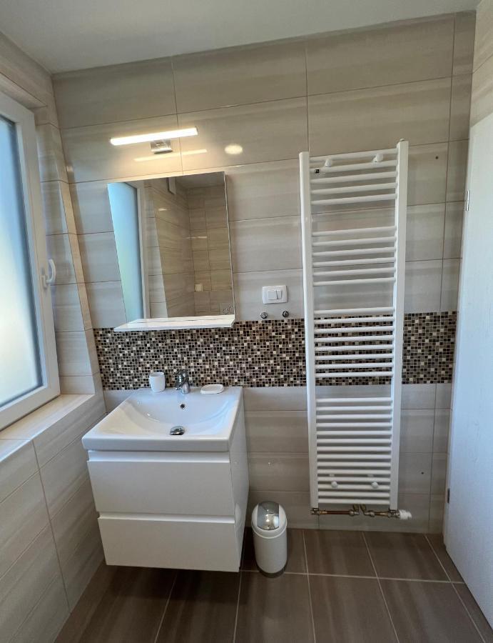 Guesthouse Avsenik Begunje na Gorenjskem Dış mekan fotoğraf
