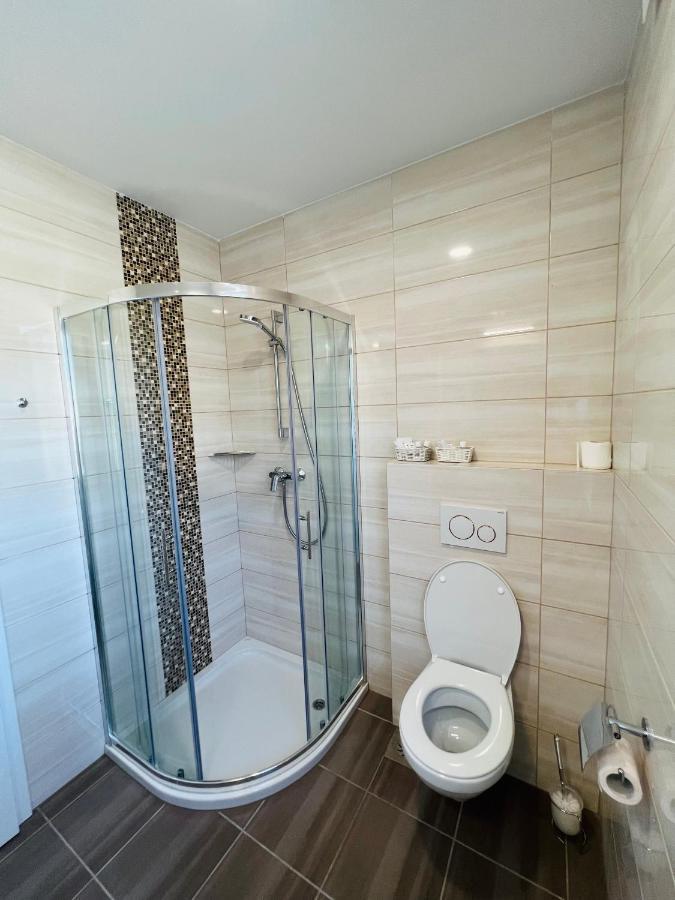 Guesthouse Avsenik Begunje na Gorenjskem Dış mekan fotoğraf
