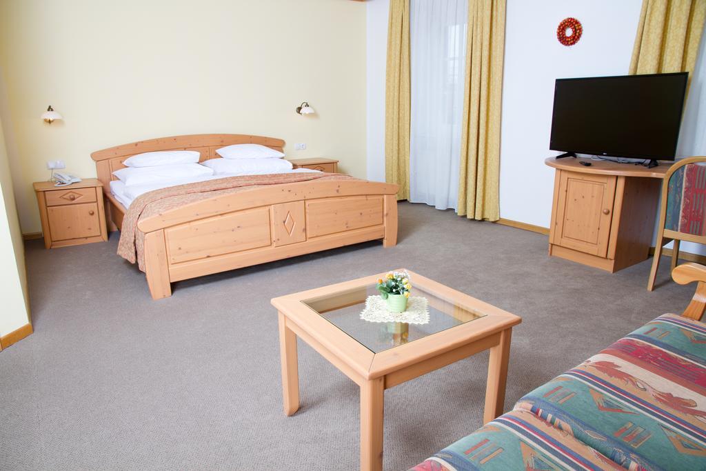 Guesthouse Avsenik Begunje na Gorenjskem Dış mekan fotoğraf